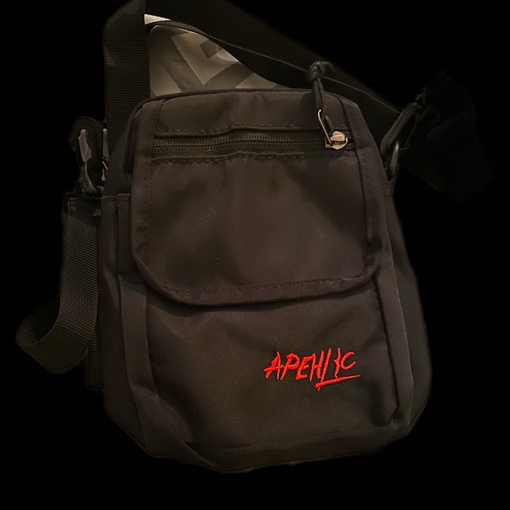 Men letter graphic crossbody bag